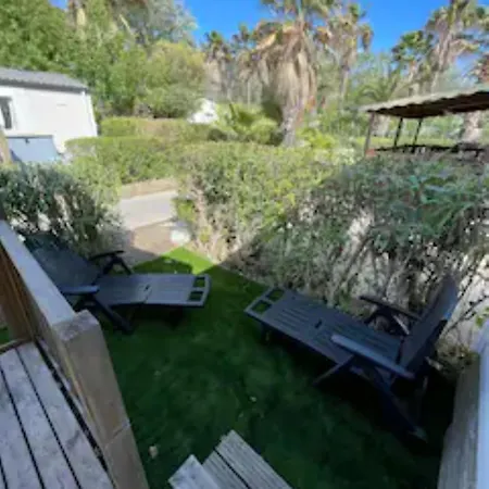 Mobil-home Pour 6 Personnes Kemping *