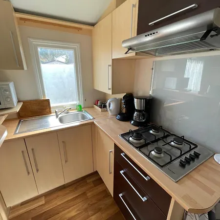 Kemping Mobil-home Pour 6 Personnes *
